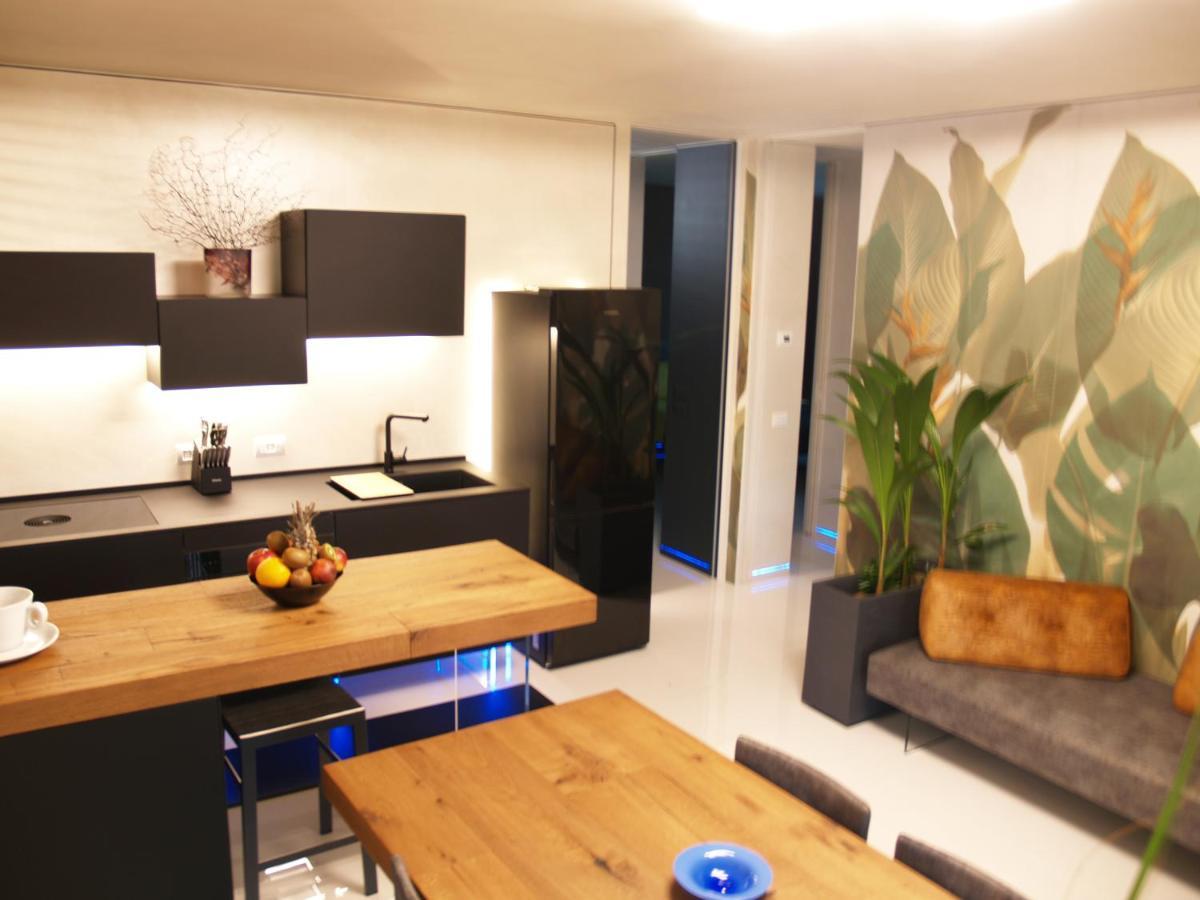 Casa Zaccolo - Adults Only Apartment Lignano Sabbiadoro Exterior foto
